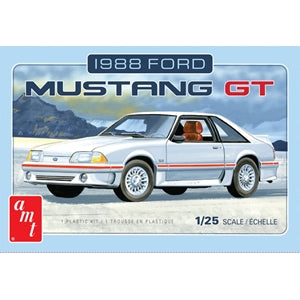 1:25 AMT 1988 Ford Mustang GT Plastic Kit