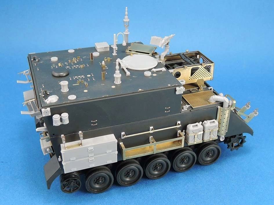 Legend Productions 1/35 IDF M577 Mugaf Early Conversion set (for Tamiya)