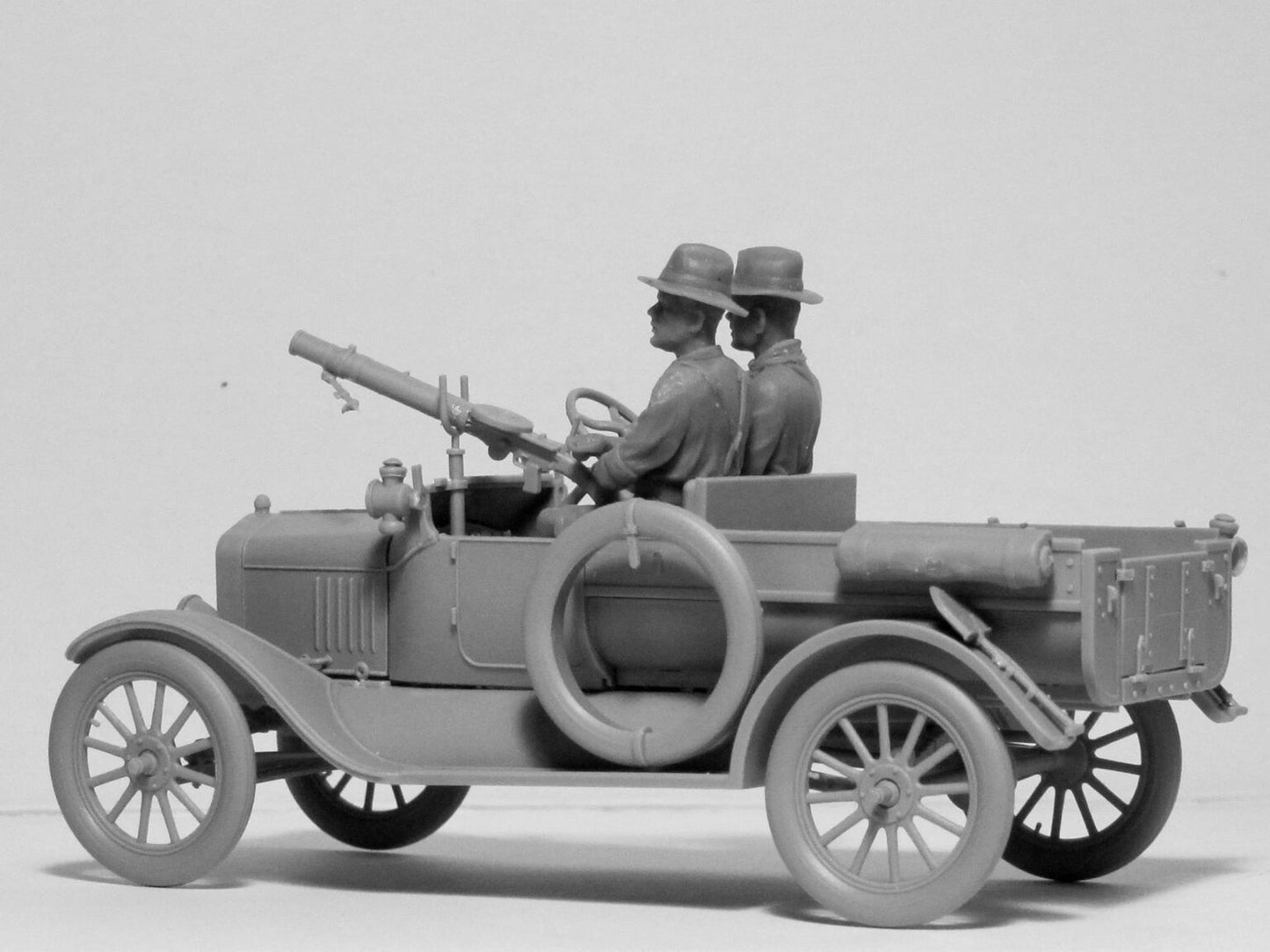 ICM 1/35 Model T 1917 LCP, WWI Australian Army Car with ANZAC Crew