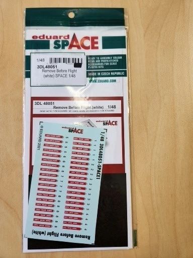 Eduard Space Photo-Etched 1/48 Remove Before Flight White (steel)